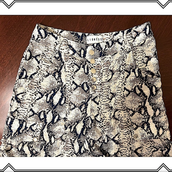 LIONESS - “Cypress” Cargo Pants (NWT) - Picture 6 of 10